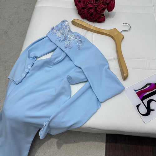 فستان لون سماوي جميل