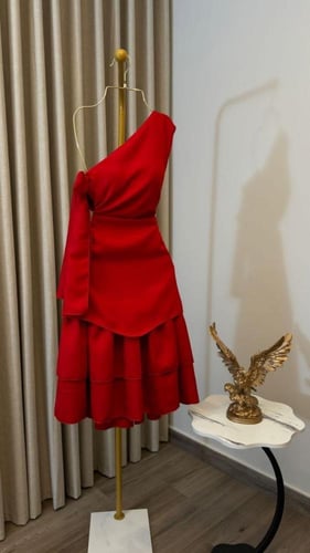 فستان احمر قصير