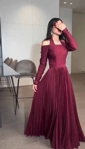 فستان برغندي حصري