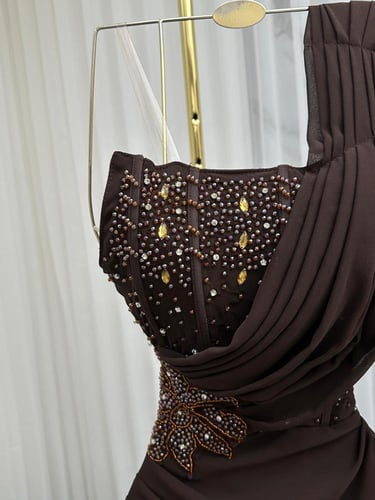 فستان سهرة موكا الانيق