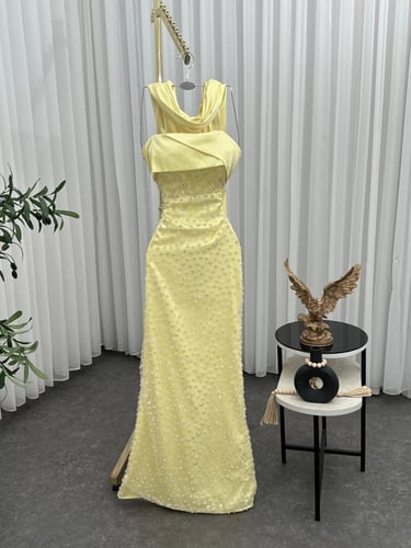 فستان اصفر فخم