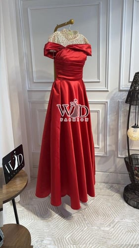 فستان مميز لونين احمر - بيج