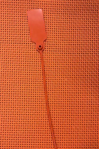 ميدالية مفتاح وكالة أحمر