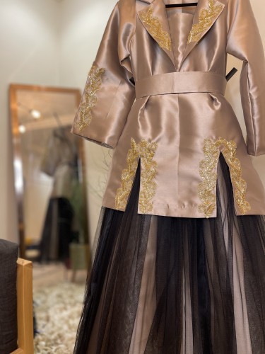 فستان ميكادو