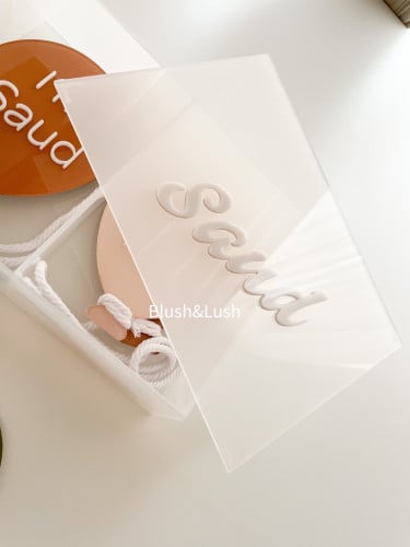 بوكس اكريلك لمجموعة البالون / مع اسم بارز ملون