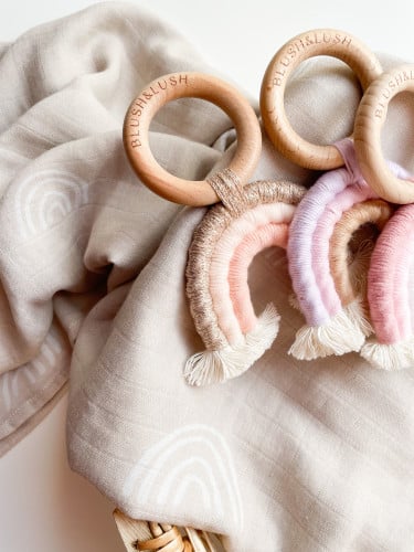 لفة الرينبو الكريمية/Rainbow Creamy swaddle