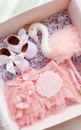 بكج هدايا مواليد البنات/بكج الأميرة بيرلا مع التوت...