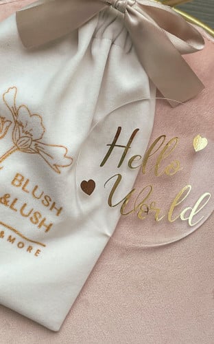 مجموعة الحب المذهبة