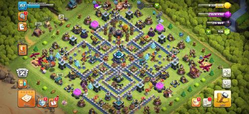 قرية تاون هول 13