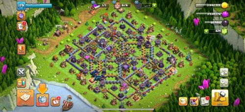 قرية تاون هول 15