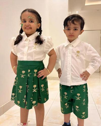 طقم اليوم الوطني ولادي وبناتي تصميم حسب الطلب