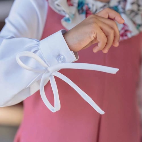 مريول مدرسي بناتي وردي