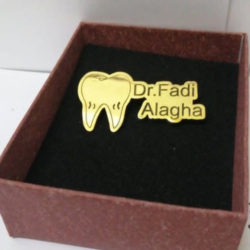 بروش طبيب الأسنان تصميم حسب الطلب