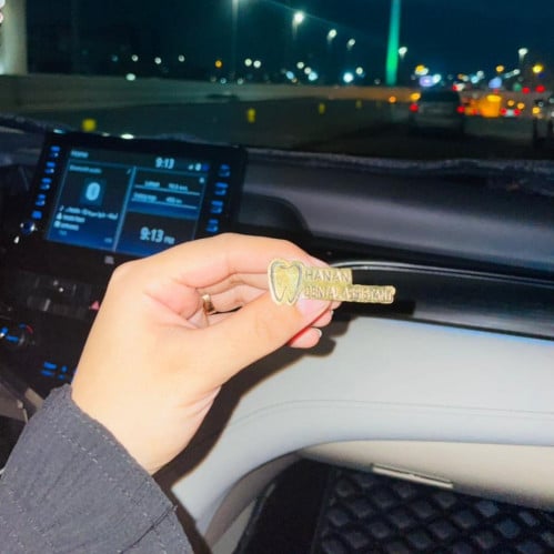 بروش طبيب الأسنان تصميم حسب الطلب