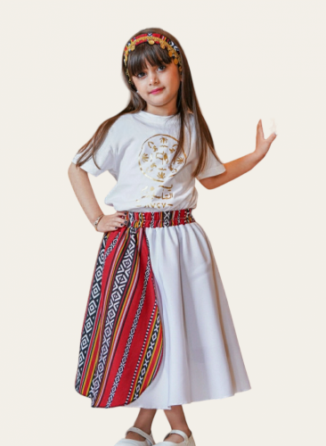 تنوره وتيشرت يوم التأسيس بلاسم