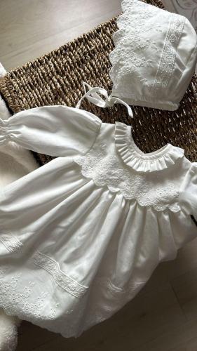 فستان تولين + القبعه +الشوز