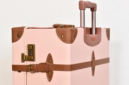 مورانو طقم شنط سفر كلاسيك جلد اربع قطع وردي