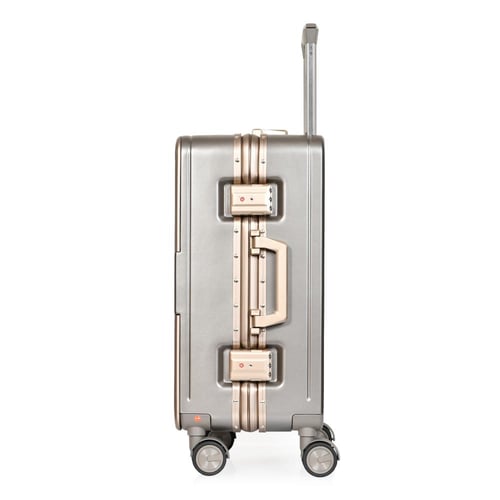 شنط سفر مصنوعة من بولي كاربونيت و الومنيوم و 20 ان...