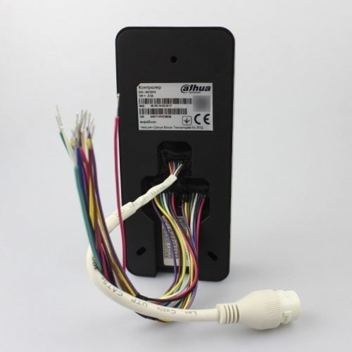 جهاز التحكم بالدخول والخروج للأبواب - قفل ذكي