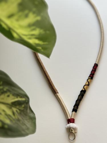 حامل بطاقات جنوبنا - القط العسيري