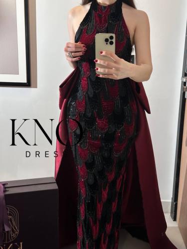 فستان الخامة كلفة مخمل مع شك فاخر وذيل ميكادو ملكي