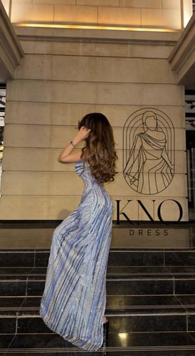 فستان سماوي باربي فاخر بكورسيه وشال جورجيت.