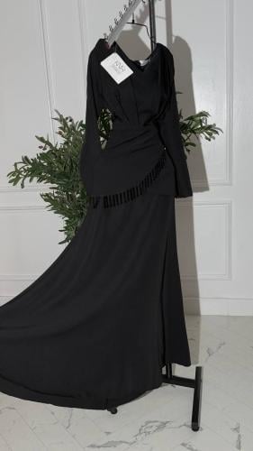 فستان باربي بخامة ناعمة مزين بخرز مع هدب فاخر يضيف...