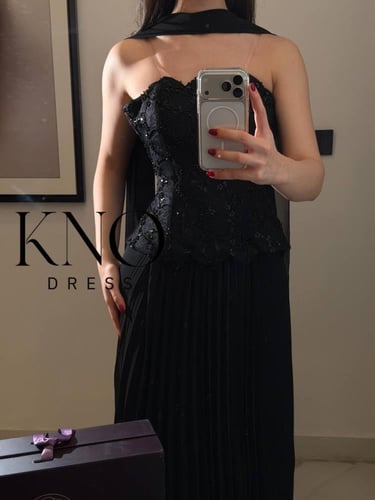 فستان جورجيت بوليسيه مع دانتيل وشك بتصميم كورسيه أ...