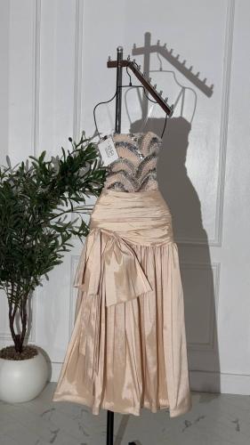 فستان سهره شانطون مع كلفة بقصه خياليه