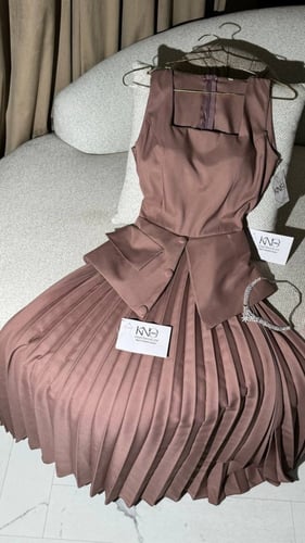 فستان هنوف بلون مميز