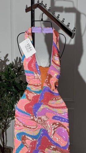 فستان شك ملون فاخر مبطن باربي أنيق وفريد