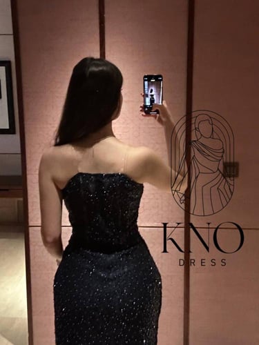 دانتيل فاخر مع كردانة مبطنة وجورجيت كحلي أنيق