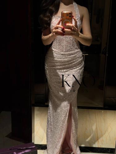 فستان دانتيل مع كردانة فاخر خاص