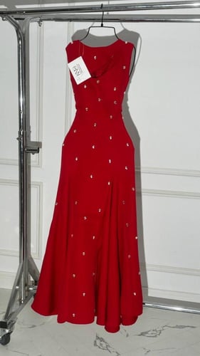 فستان ليليانا احمر