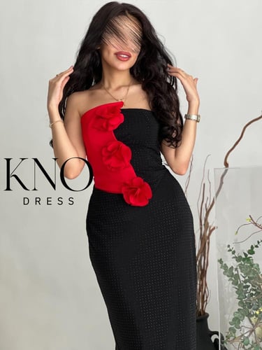 فستان اسود لامع مع ورود حمراء