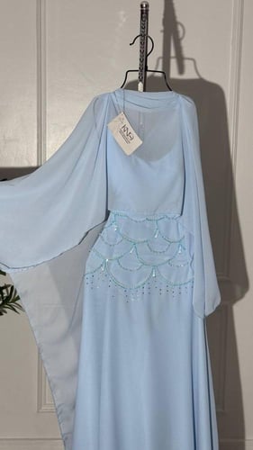 فستان طويل بقطعتين مع فصوص و لول