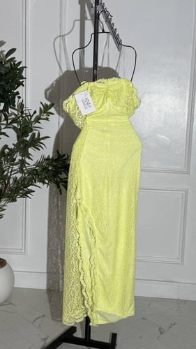 فستان ناعم دانتيل اوفشوردر ليموني مبطن