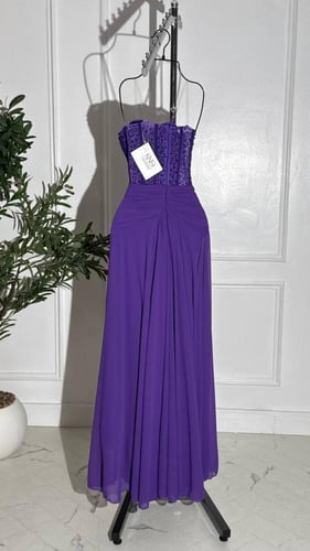 فستان سهره بنفسجي بدون اكمام