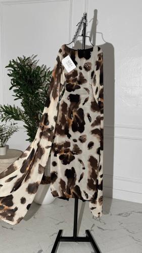 فستان ناعم مخصر بأكمام طويلة