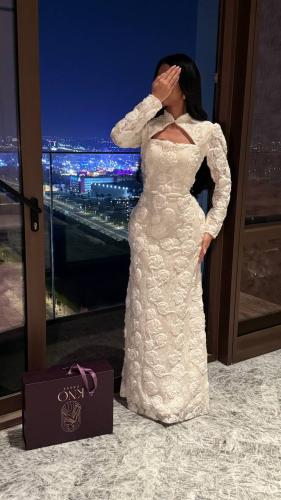 فستان سهرة دانتيل فاخر بورود ثلاثية الأبعاد