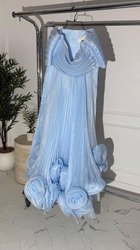 فستان ليكسا