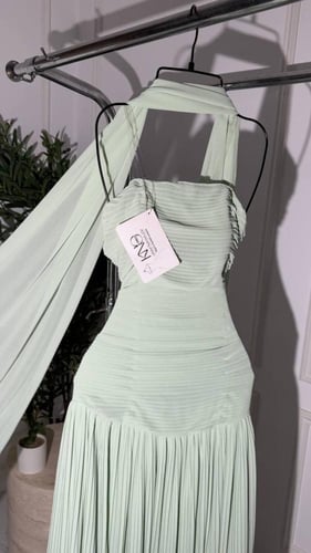 فستان أبرار