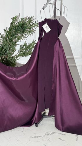 فستان سهره توتي مع ذيل و تطريز