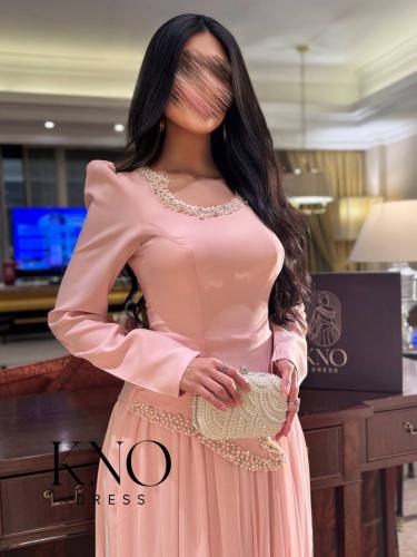 فستان باربي مع جورجيت بوليسية ولول