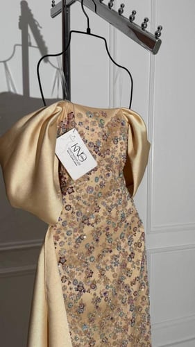 فستان ميكادو بيج مع كلفة الوان خرز