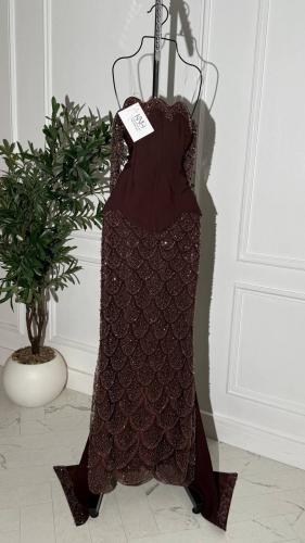 فستان أنيق شك مع باربي