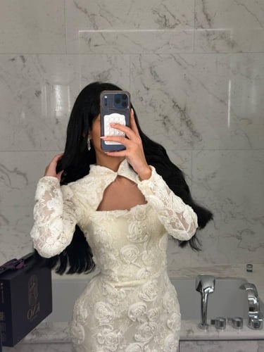 فستان سهرة دانتيل فاخر بورود ثلاثية الأبعاد