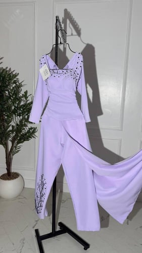 جمبسوت مع شال امامي مع تطريز