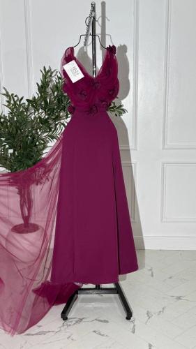 فستان باربي فاخر مع صدر تل مورّد وانسدال تل جانبي...