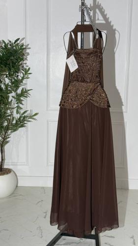 فستان سهره جورجيت بني مع تطريز وشال